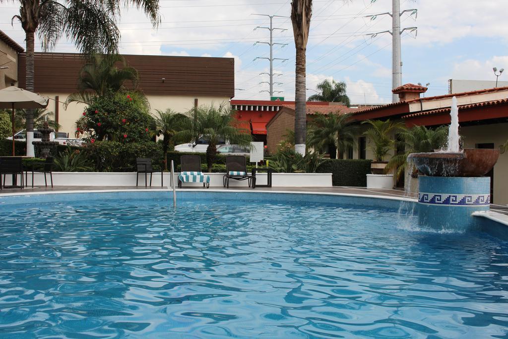 Hotel Posada Virreyes Tlaquepaque Bagian luar foto